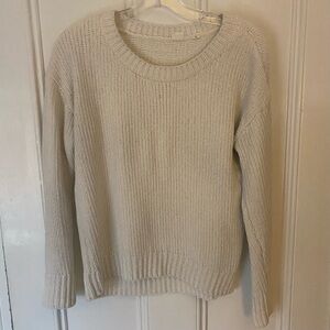 GAP Sweater Women's XS Crew Neck Long Sleeve Ivory White Soft Cozy Winter Knit